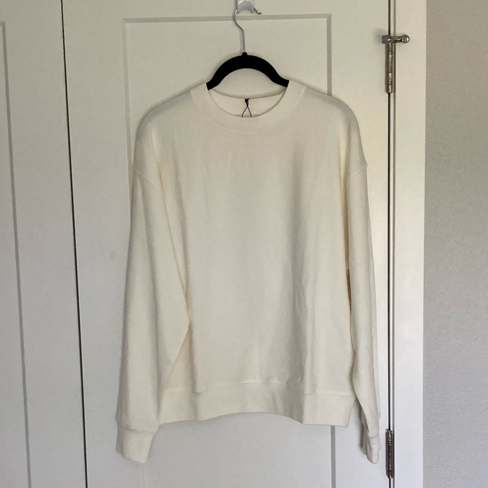 The Drop Sweatshirt - Picture 5 of 10
